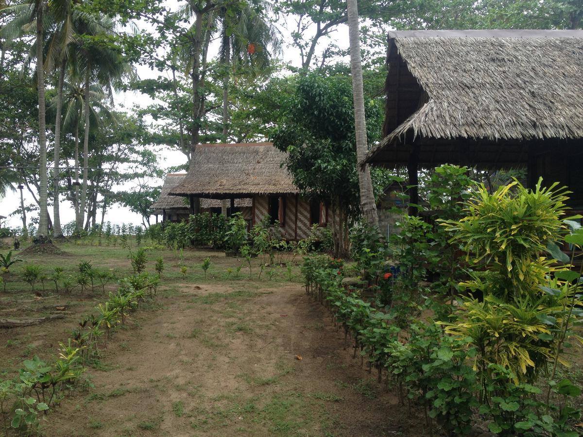 Koh Jum Freeda Resort Nuea Khlong Eksteriør billede